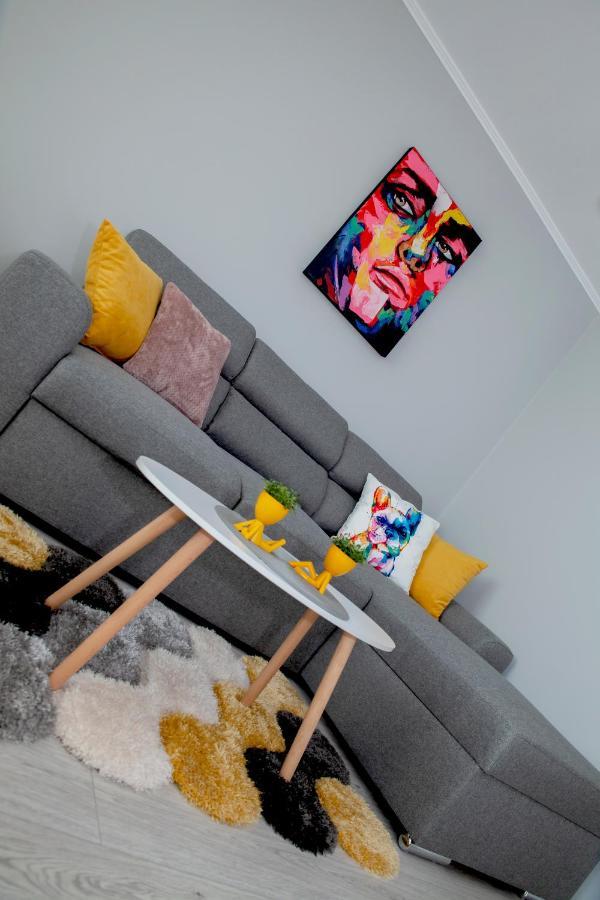 Stadium Apartments เวลีคอเทอร์โนโว ภายนอก รูปภาพ