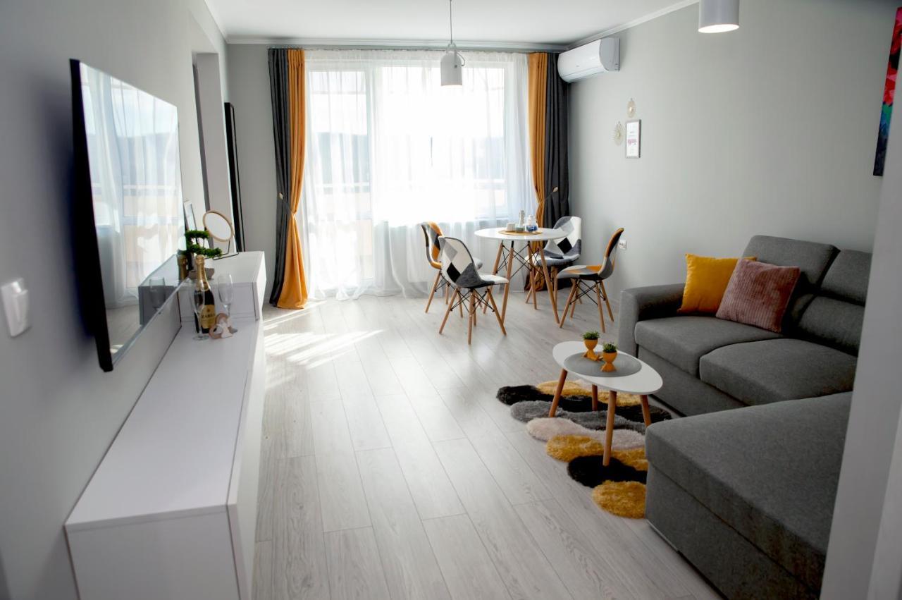 Stadium Apartments เวลีคอเทอร์โนโว ภายนอก รูปภาพ
